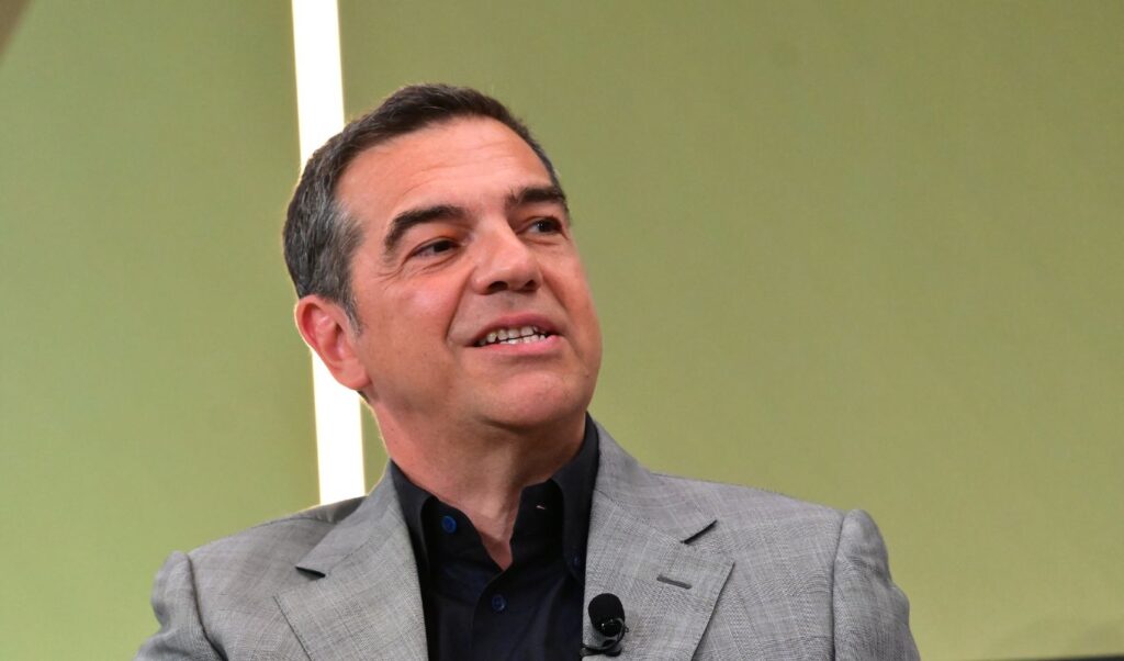 Tsipras under fire: Greek left parties clash over private universities