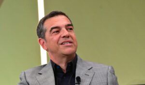 Tsipras under fire: Greek left parties clash over private universities