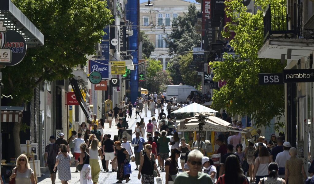Greece Heatwave Peaks Monday–Tuesday: Temperatures to Exceed 40°C