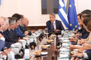 Mitsotakis: National Price Reduction Agreement takes effect September 1st