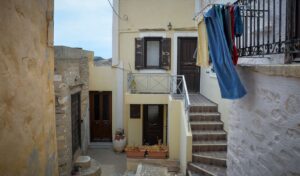 Syros murder case: Defense raises procedural objections at court council hearing