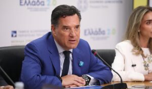 Greek Health Minister verbally attacked during psychiatric hospital evacuation