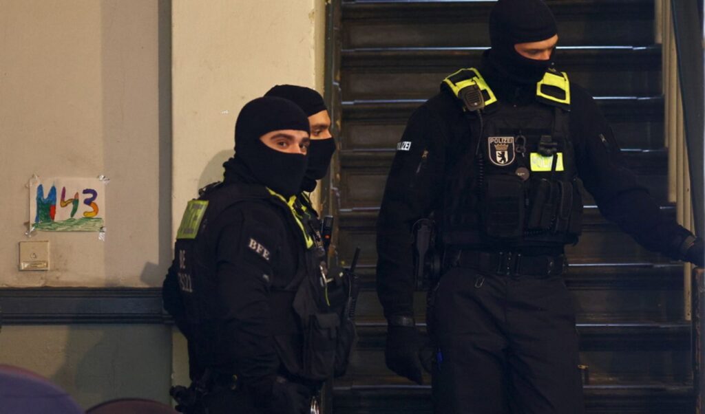 Germany: Buildings evacuated in Bavaria over suspicious object on railway tracks