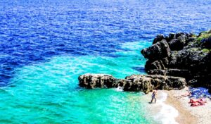 Greece weather: temperatures soar as new mini heatwave approaches