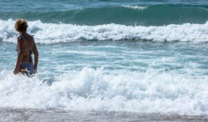 Greece weather Tuesday: 37°C heat and 7 Beaufort winds hit