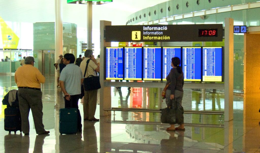 Mount Etna: Catania Airport to Remain Closed Until Saturday as 630 Flights Diverted