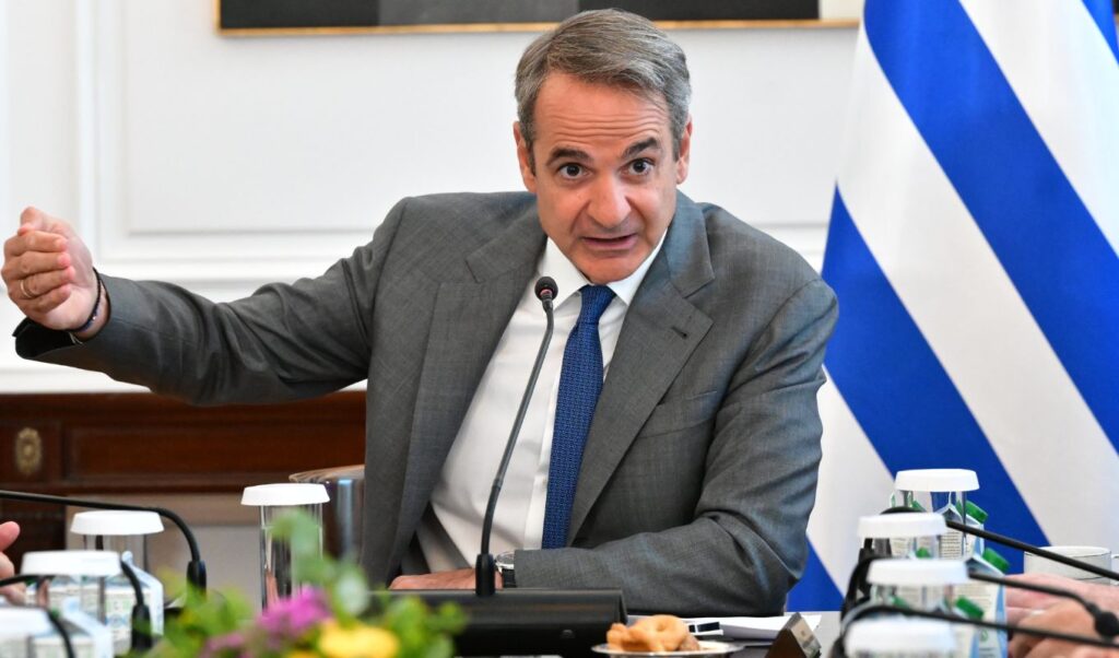 Mitsotakis in Politico: “The EU needs new tools to tackle weaponized migration”