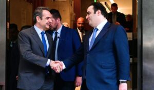 Mitsotakis: “Reducing public debt is a national achievement”
