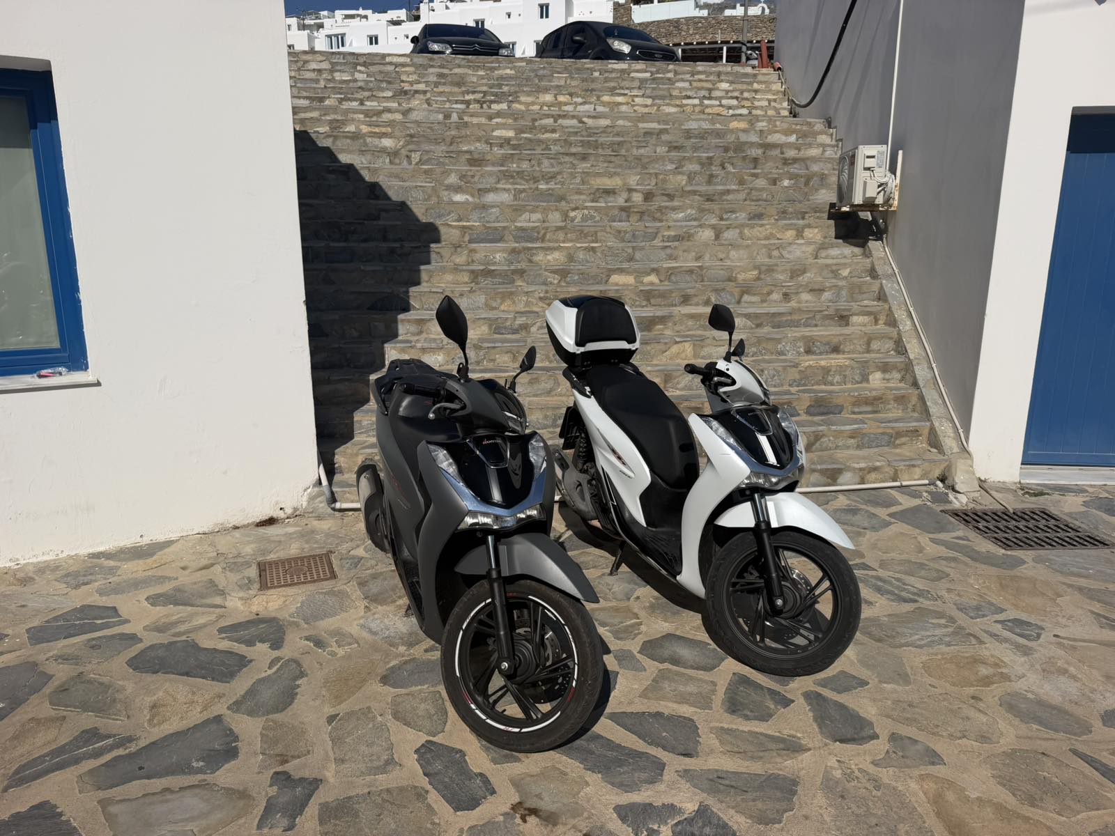 mykonos-sillipseis-diakinisi-narkotikon__2_
