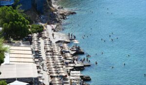Drone beach inspections in Greece: Fines up to €73,000 and business closures for coastal violations