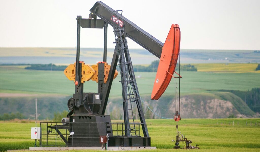 Oil prices surge to $90 as Red Sea ship attacks escalate