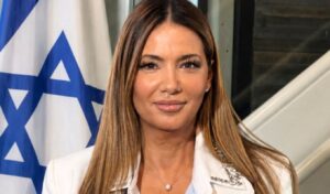 Israel’s Ambassador Enjoys Family Vacation in Mykonos: “Diplomacy Starts With Breaking Plates in a Greek Taverna”