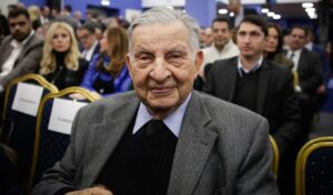 Final farewell to Giannis Varbitsiотis — Mitsotakis to deliver eulogy
