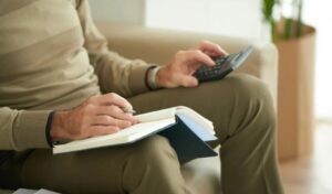 Greek pensions: 671,000 retirees to gain up to €560/year from 2027