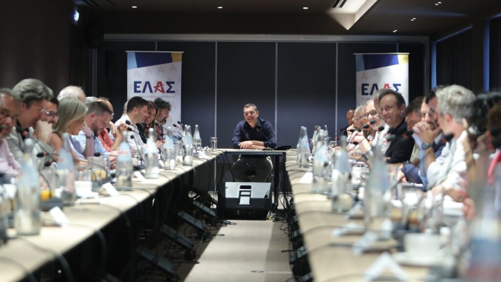 Alexis Tsipras: Freeing Greece from this government is a national goal