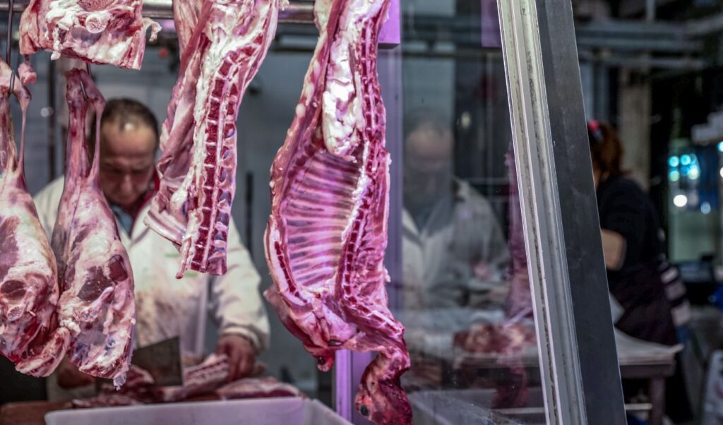 Assumption Day 2025: Meat prices at Athens’ Varvakios market