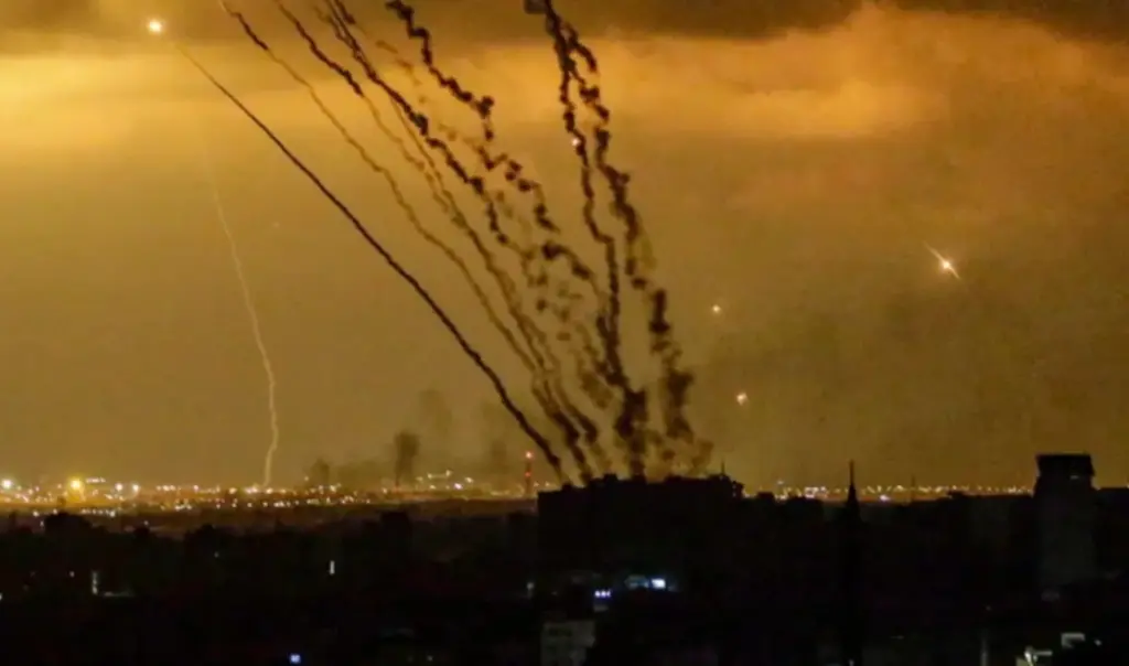 Ukraine launches massive 600-drone attack on Moscow; Russia strikes Kyiv