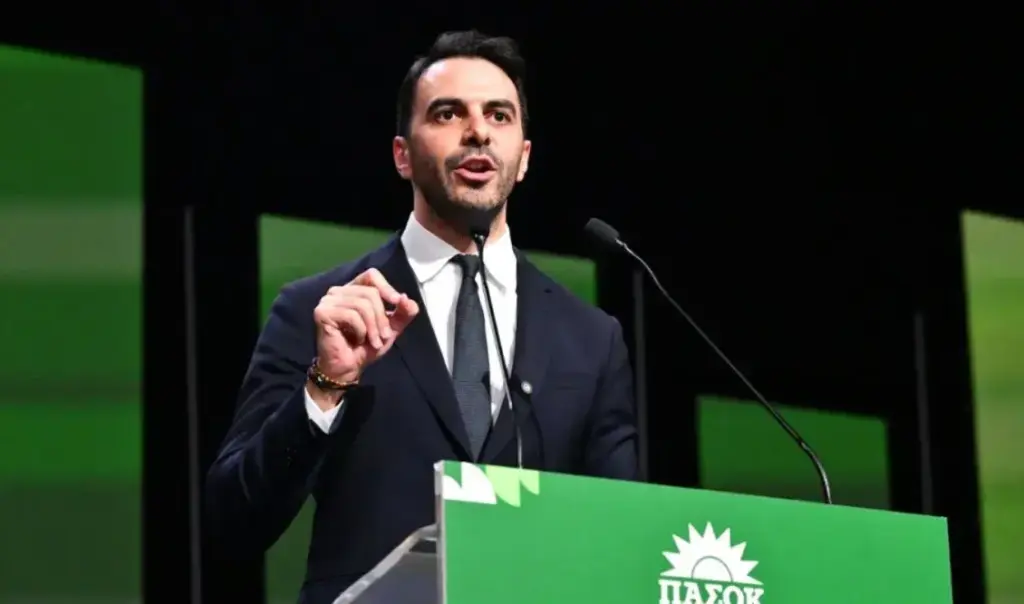 PASOK MP Slams Fake News Report Over Secret Coalition Dinner