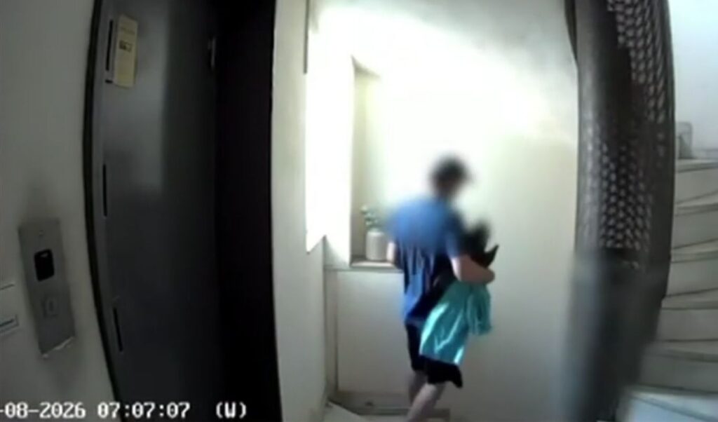 Video reveals burglary ring’s modus operandi in Athens