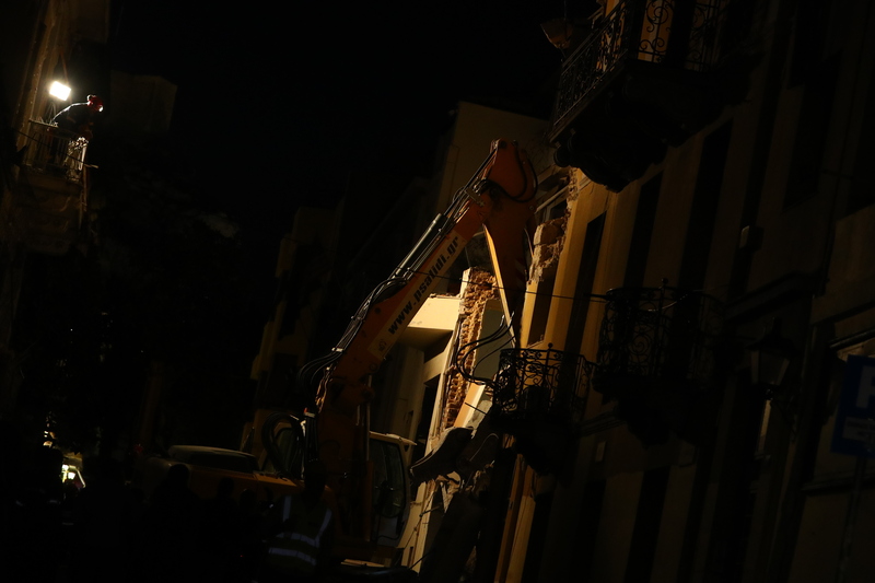 ekrixi-plaka_5_