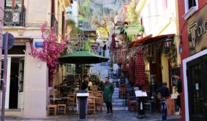 Greek businesses demand tax bonuses for clean tax records ahead of Thessaloniki Summit