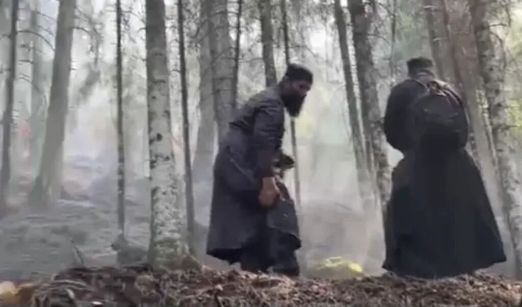Konitsa wildfire: Monks join volunteers in ninth day of battle