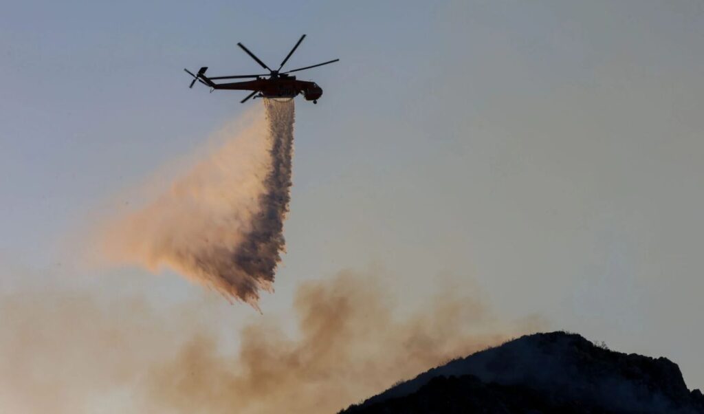 Florina wildfire: All-night battle in Krystallopigi forces emergency evacuation