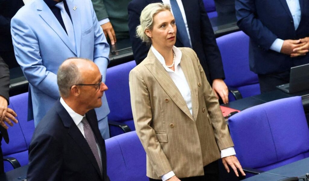 Merz vs. AfD: Bundestag erupts in fierce clash over “remigration” and ethnic cleansing