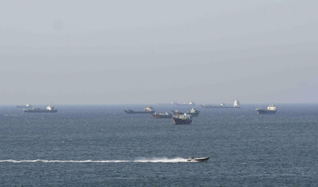 Iran warns ships against “illegal” transit through the Strait of Hormuz