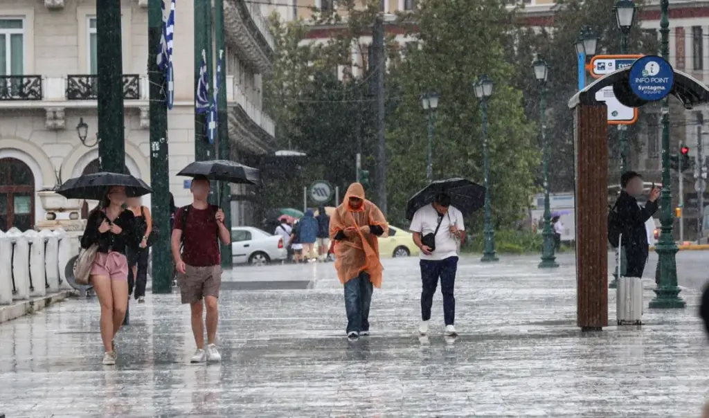 Greece Weather Alert: Orange Warning Issued for Five Regions as Storms Sweep the Country