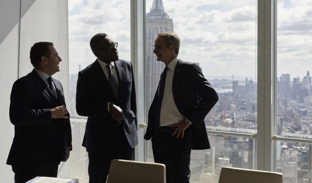 Mitsotakis meets Citi and Bank of America: Economy, investment, and energy in focus