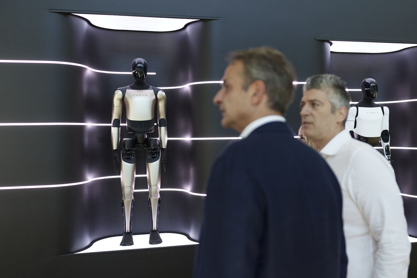 mitsotakis-tesla_2_