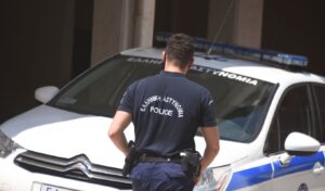 Hostage Crisis in Nikaia: Armed Man Holds Wife Captive at Home