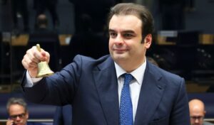 Pierrakakis heads to Dublin for Eurogroup and ECOFIN meetings