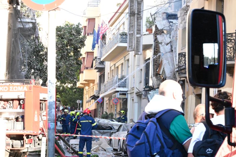 plaka-katarreusi-ktiriou-meta-apo-ekrixi__10_