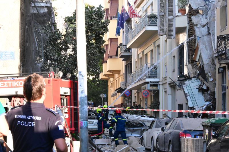 plaka-katarreusi-ktiriou-meta-apo-ekrixi__12_