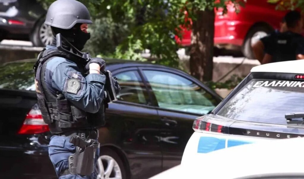 Thessaloniki: 26-Year-Old Serbian Fugitive Arrested on Interpol Red Notice