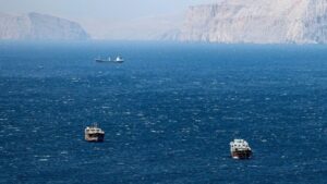 Iran-Gulf meeting postponed: Trump says “I don’t care” about Strait of Hormuz talks
