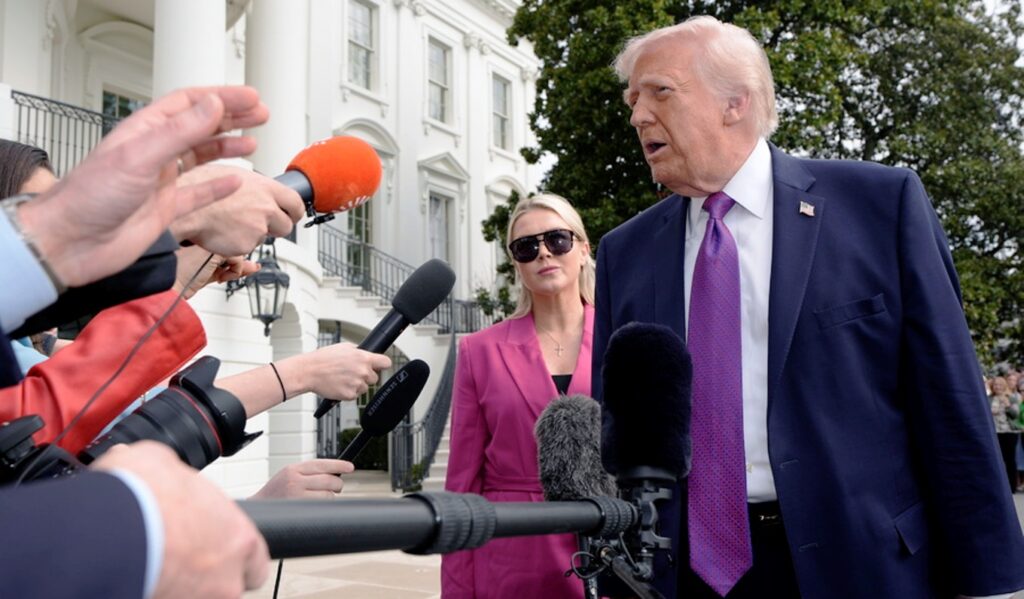 Trump Says Putin Wants Ukraine Deal — But Two Leaders “Hate Each Other”