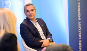 Tsipras attacks Floridis after Triantópoulos referral: He must resign or Mitsotakis must fire him
