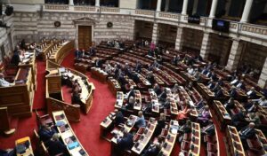 Greek Parliament: Constitutional revision battle heats up after summer recess