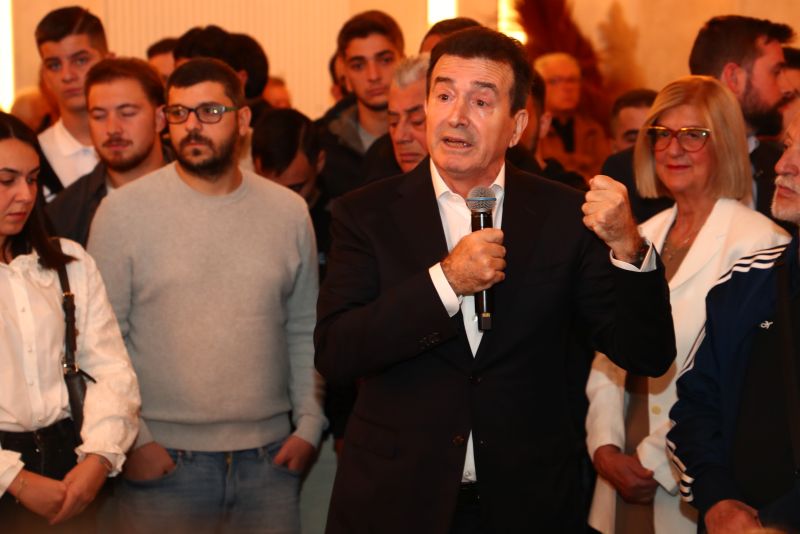 xrysoxoidis-politiki-sygkentrosi-5
