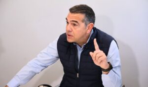 Tsipras accelerates ELAS party building ahead of elections