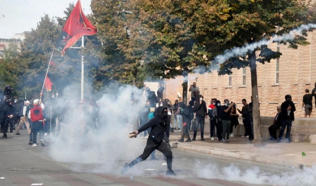 Albania in chaos: Clashes escalate as rage against Rama grows
