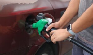 Gasoline prices surge: Could hit €2.225/liter by end of week