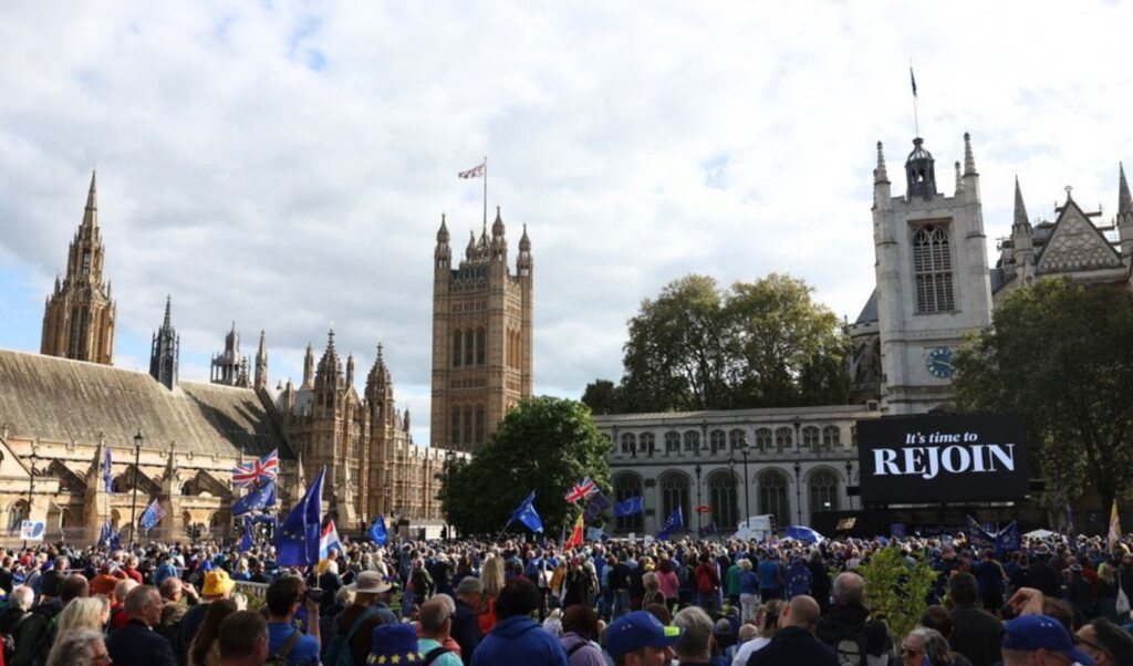 49% of Britons want to rejoin the EU, 10 years after the Brexit referendum