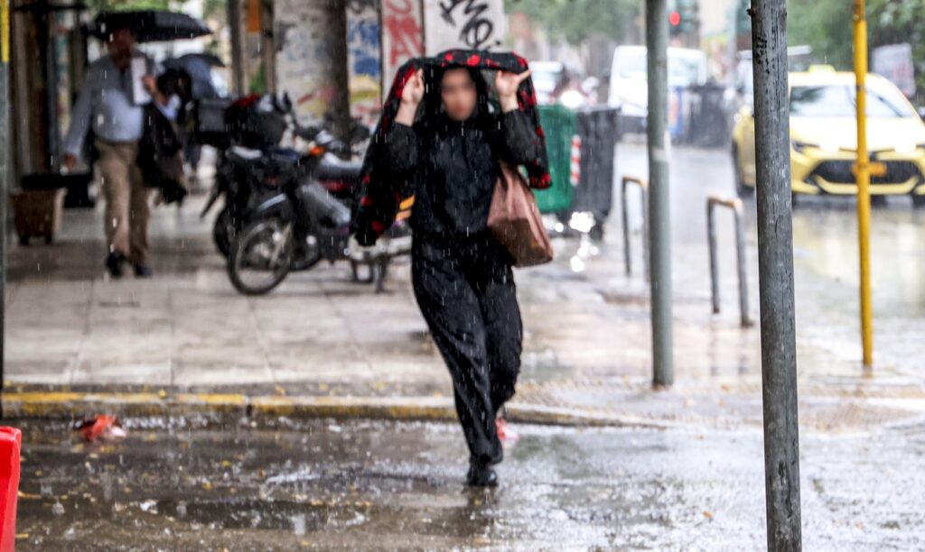 Greece Severe Weather: Red Code Alert in 8 Regions Until Wednesday