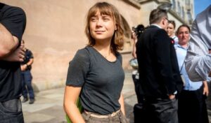 Greta Thunberg joins Paris student protests: “They’re stealing our future”
