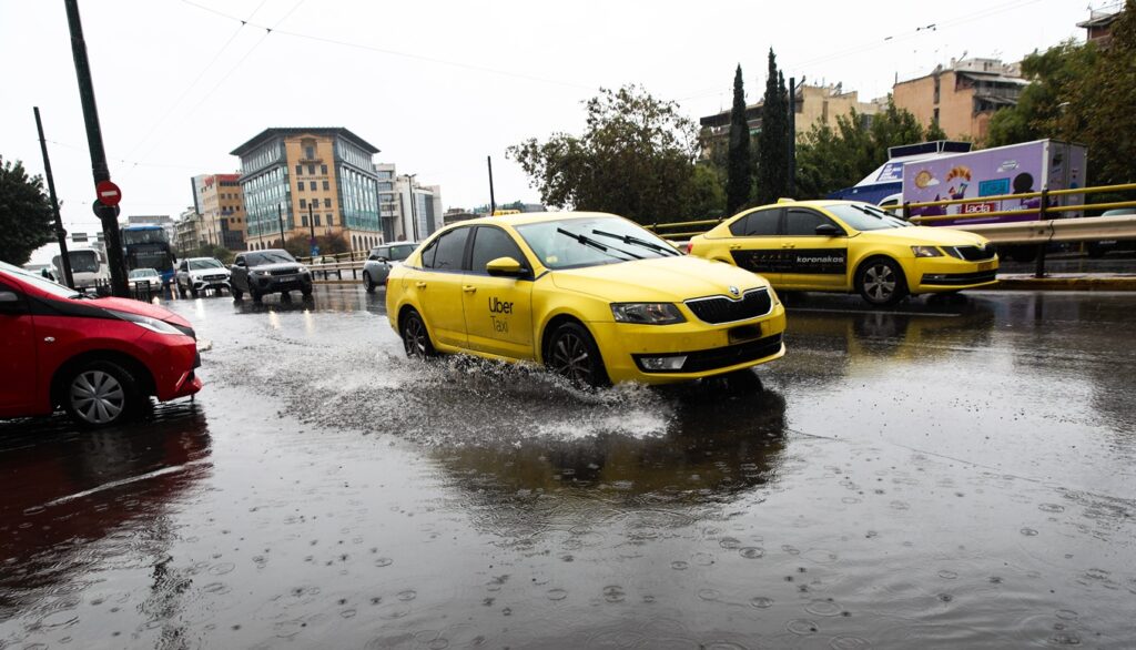 Greece storm warning: Five regions on red alert for October 28