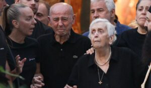 Giorgos Mazonakis’ mother breaks silence: “I cry constantly, I want justice for my child”